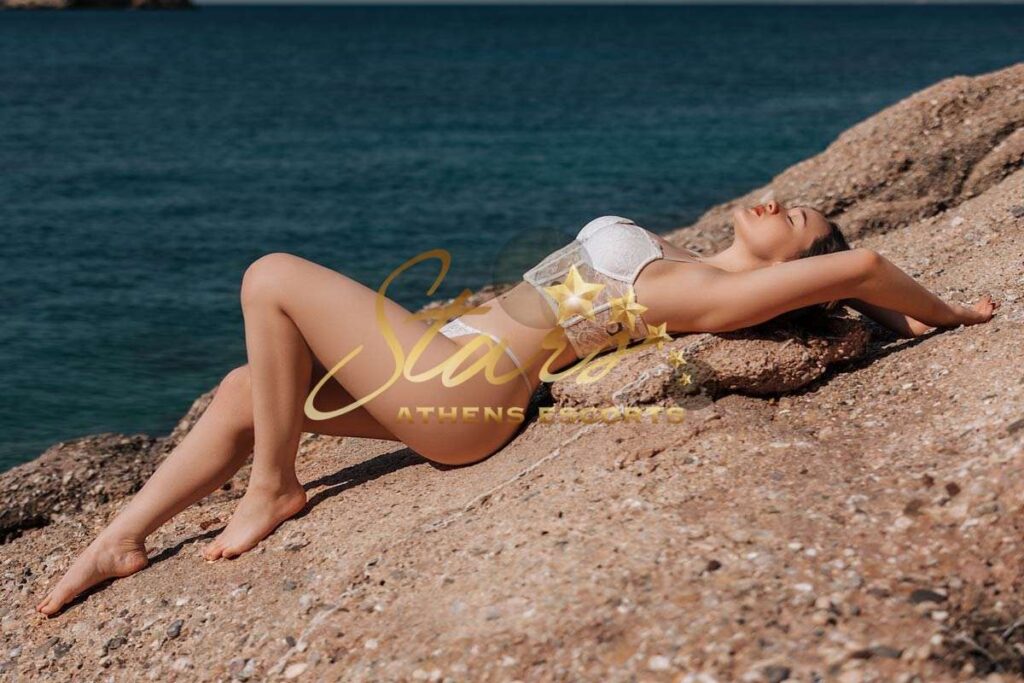BELLA ESCORT IN GREECE 9