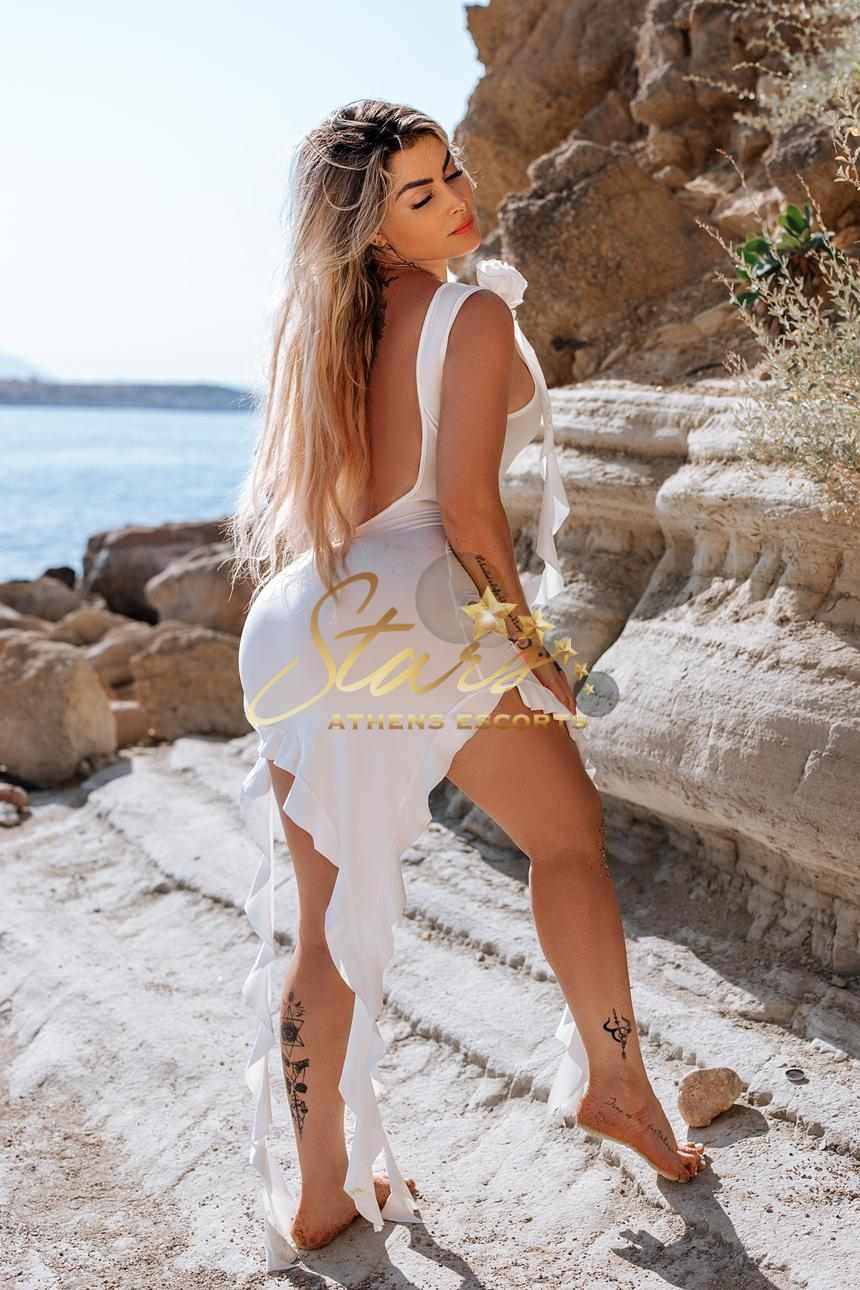 LUNA-ATHENS-ESCORT-STARS