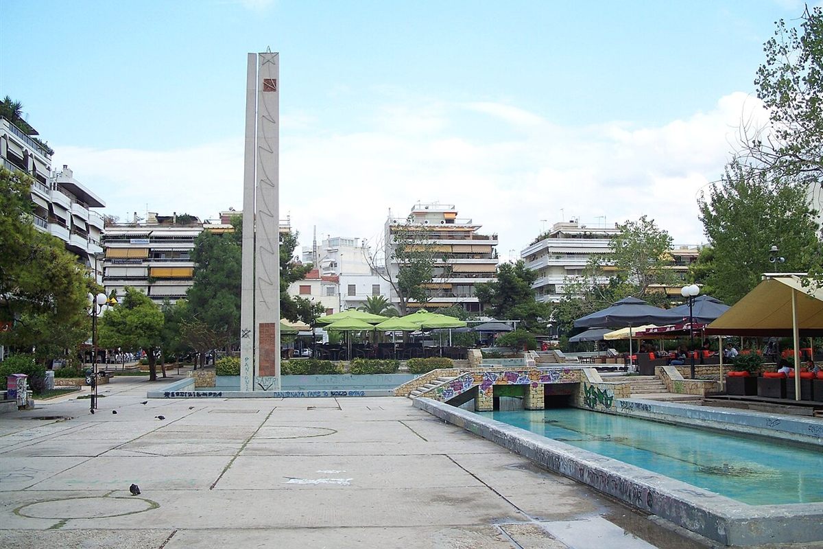Escort Νέα Σμύρνη – η κεντρική πλατεία της Νέας Σμύρνης